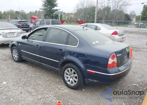 2002 Volkswagen Passat Gls z USA, uszkodzony, nr VIN WVWPD63B02P445819